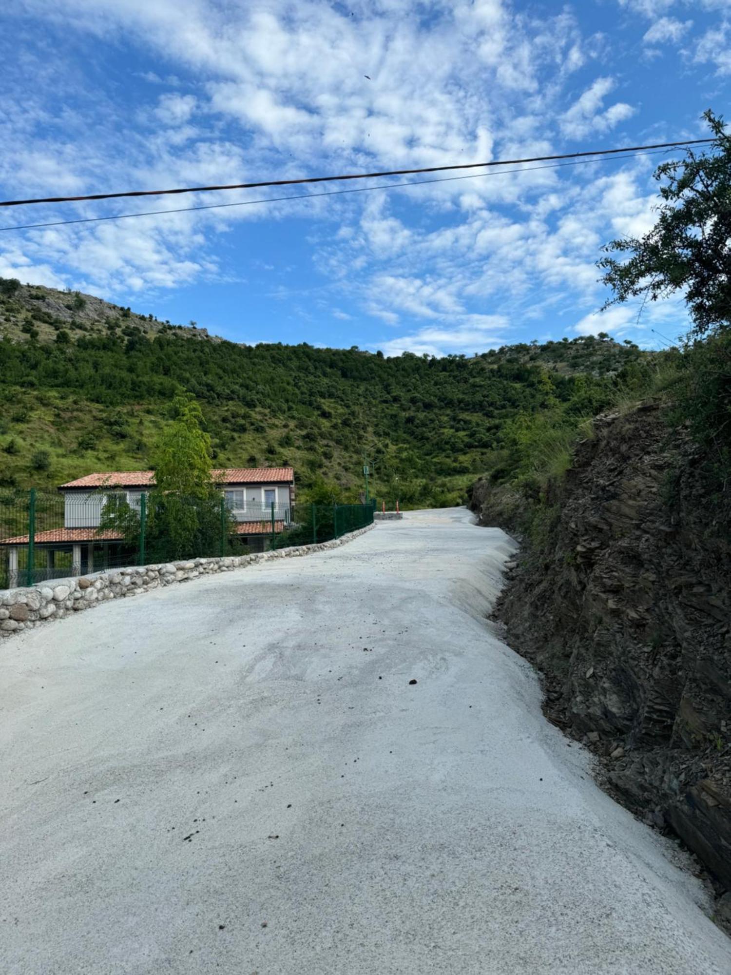 Qyteza Guest House & Camping Shkoder Exterior photo